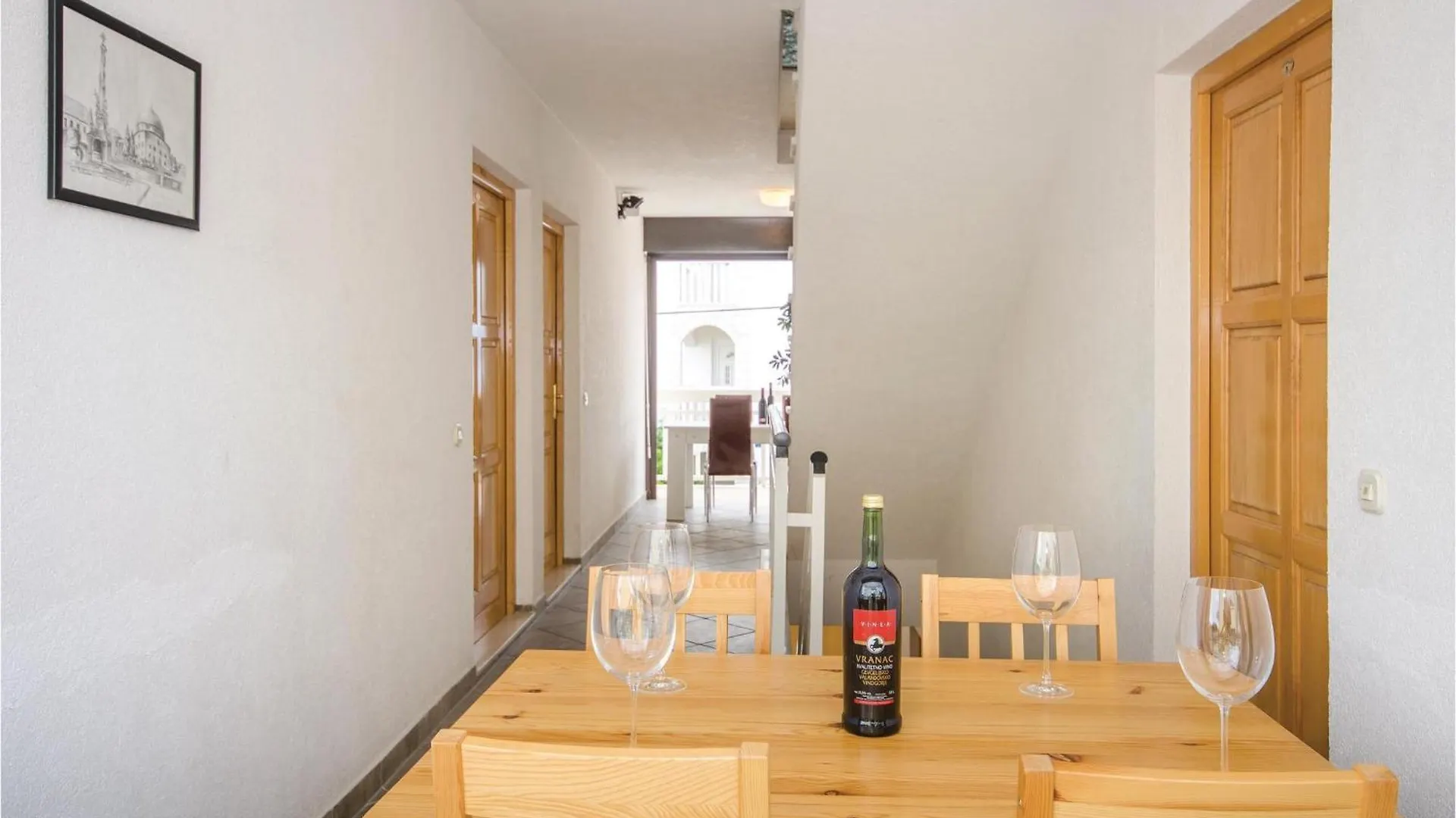 2 Bedroom Awesome Apartment In Okrug Gornji Trogir