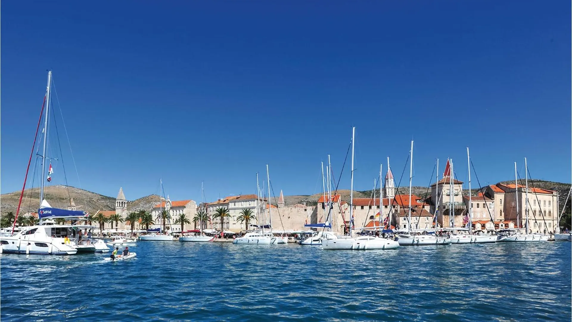 2 Bedroom Awesome Apartment In Okrug Gornji Trogir